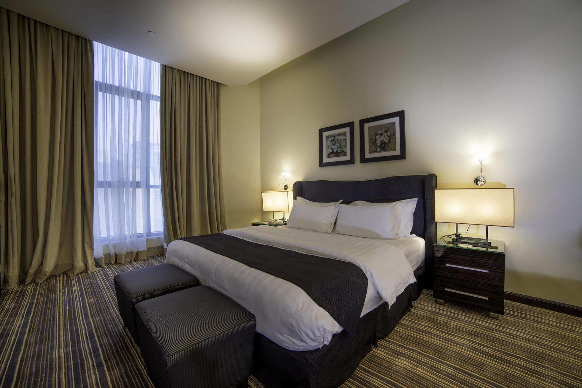 Zara Continental Hotel Al Khobar Exteriör bild